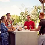Otel Der Valk Tiel