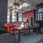 蒂尔凡德瓦克酒店 酒店