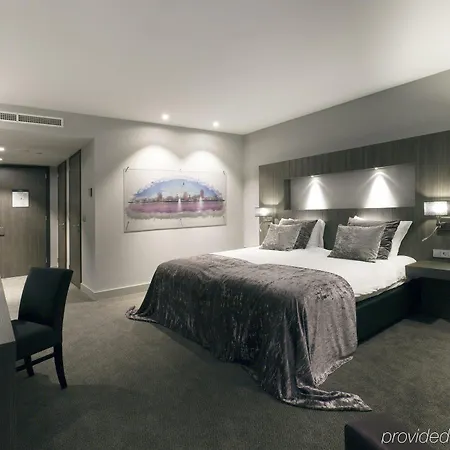 Hotel Der Valk 4*